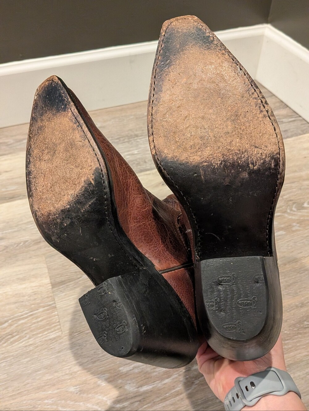 Justin Size 7B Women's Boot w/ Cognac Damiana Cow Foot w/ Narrow Snipped Toe - Picture 5 of 8